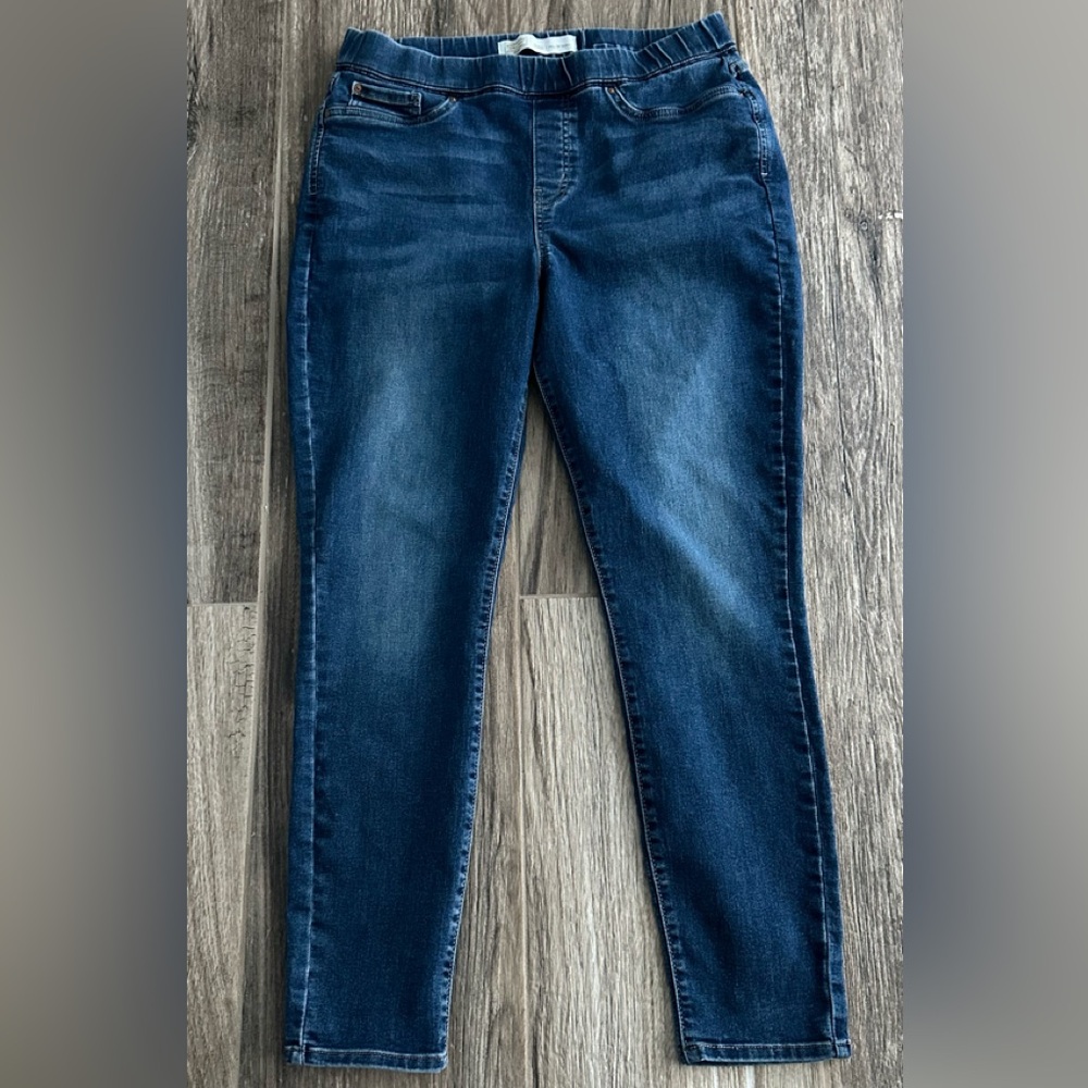 Signature by Levi Strauss Jeans